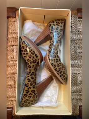Sofft Ramona Heel in Leopard Print Size 7